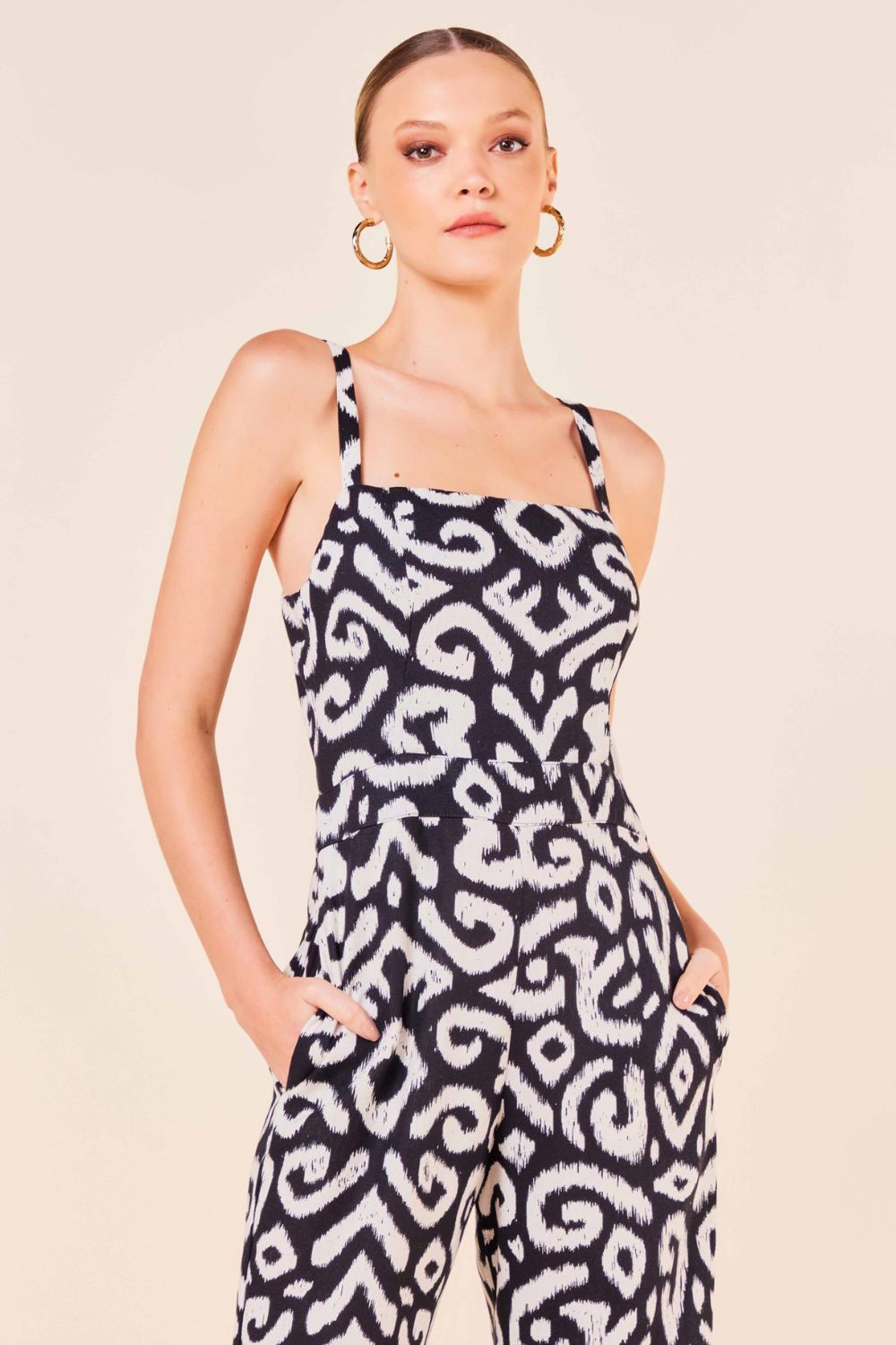 EST ONCA IKAT
