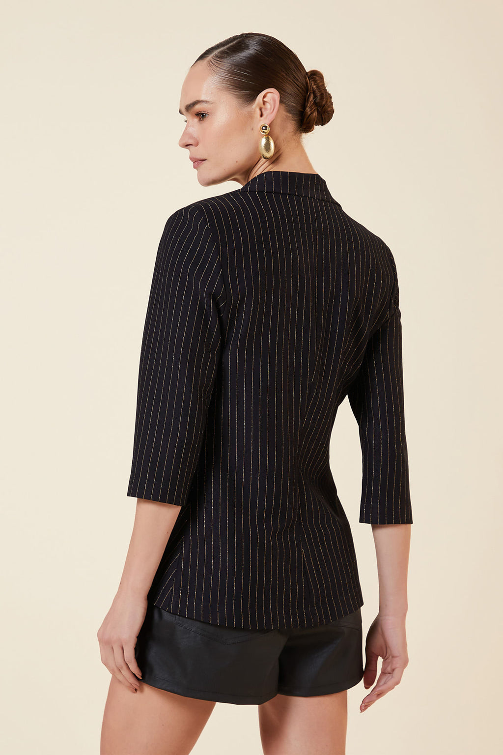 PRETO / DOURADO