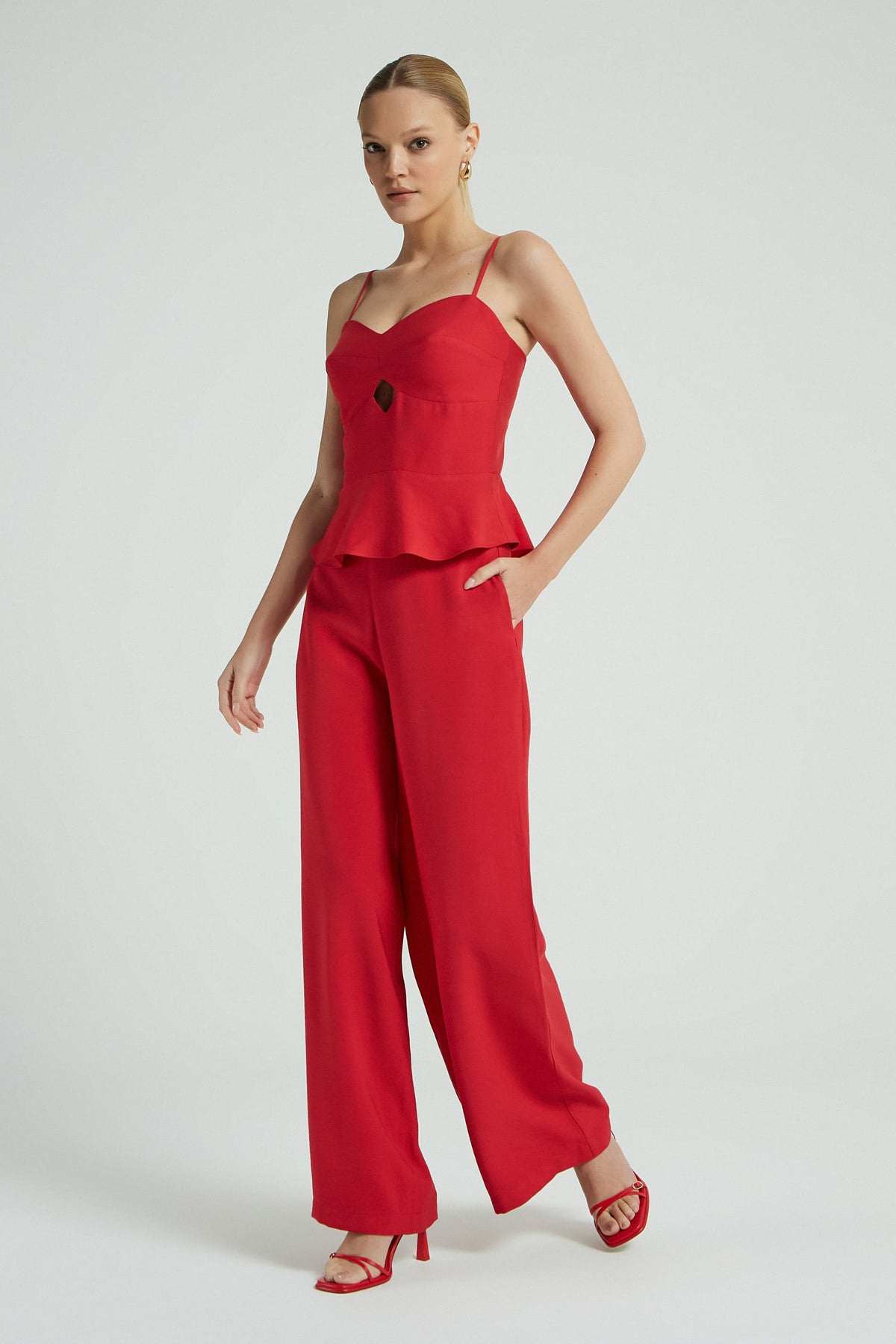 VERMELHO