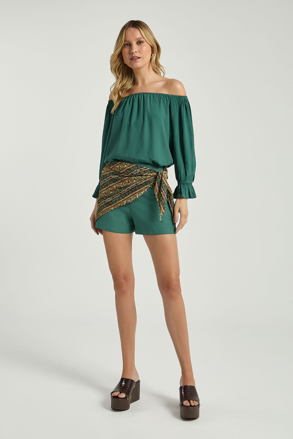 GREEN