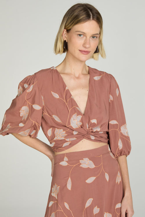 BLUSA CROPPED COM MANGA - TOFFEE