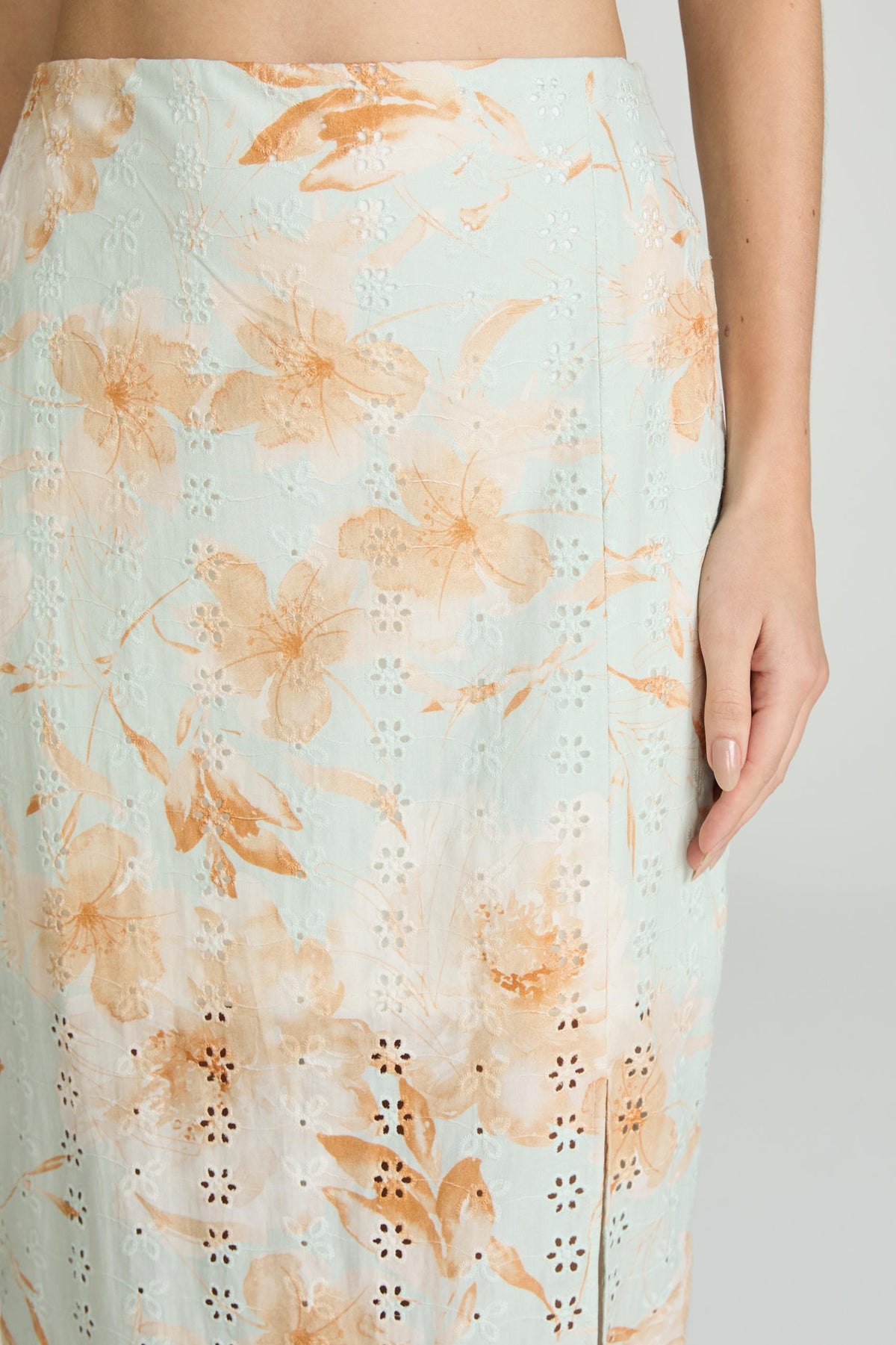 EST FLORAL SERENO