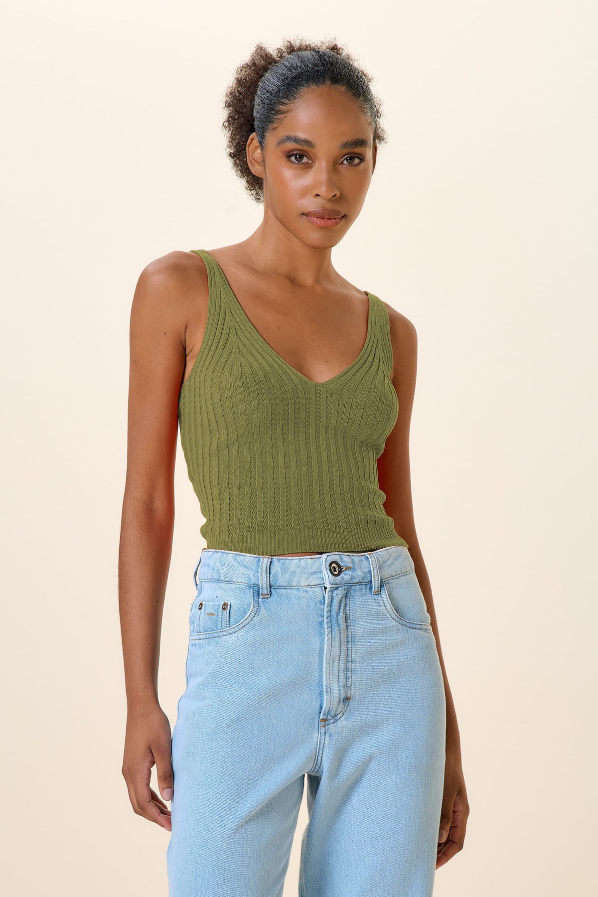 VERDE ESCURO