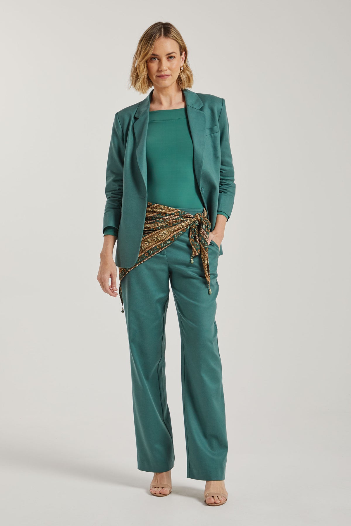 GREEN