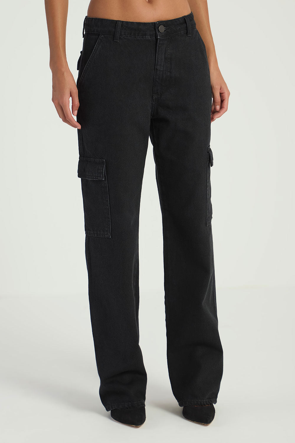BLACK JEANS