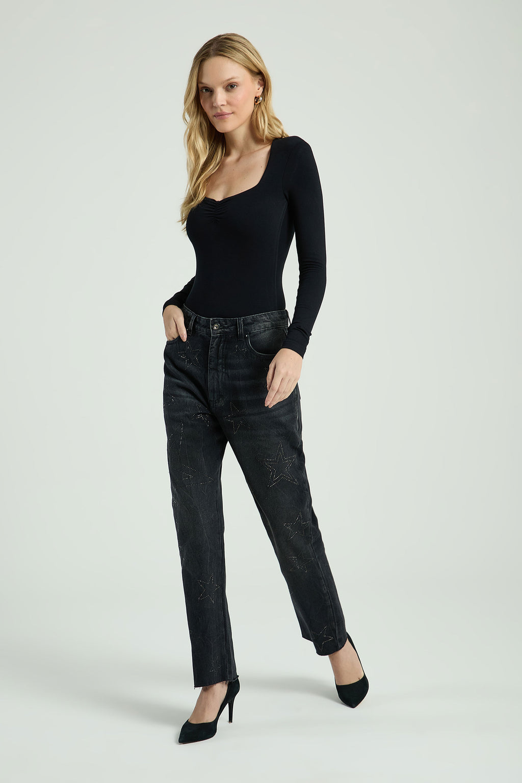 BLACK JEANS