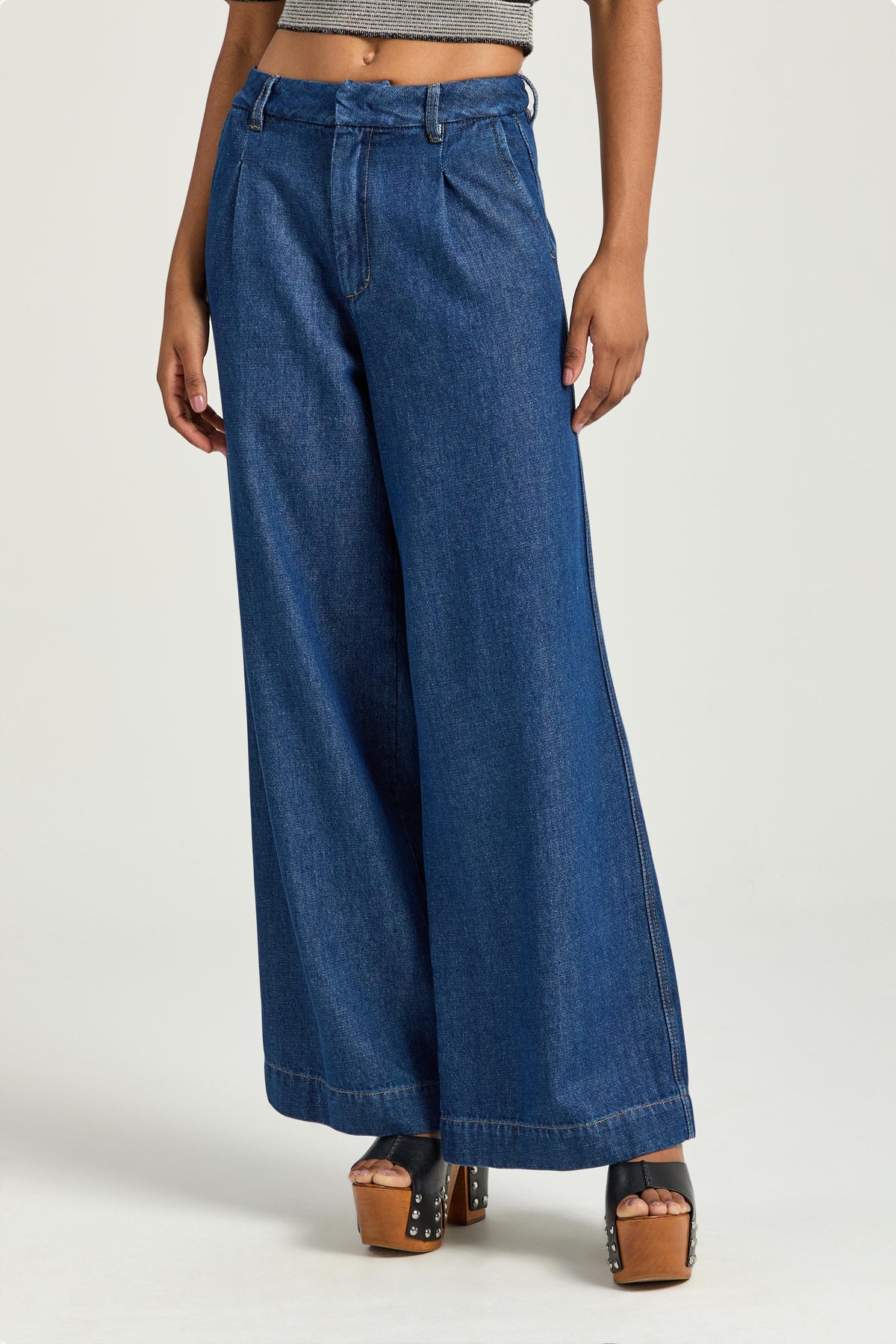JEANS ESCURO