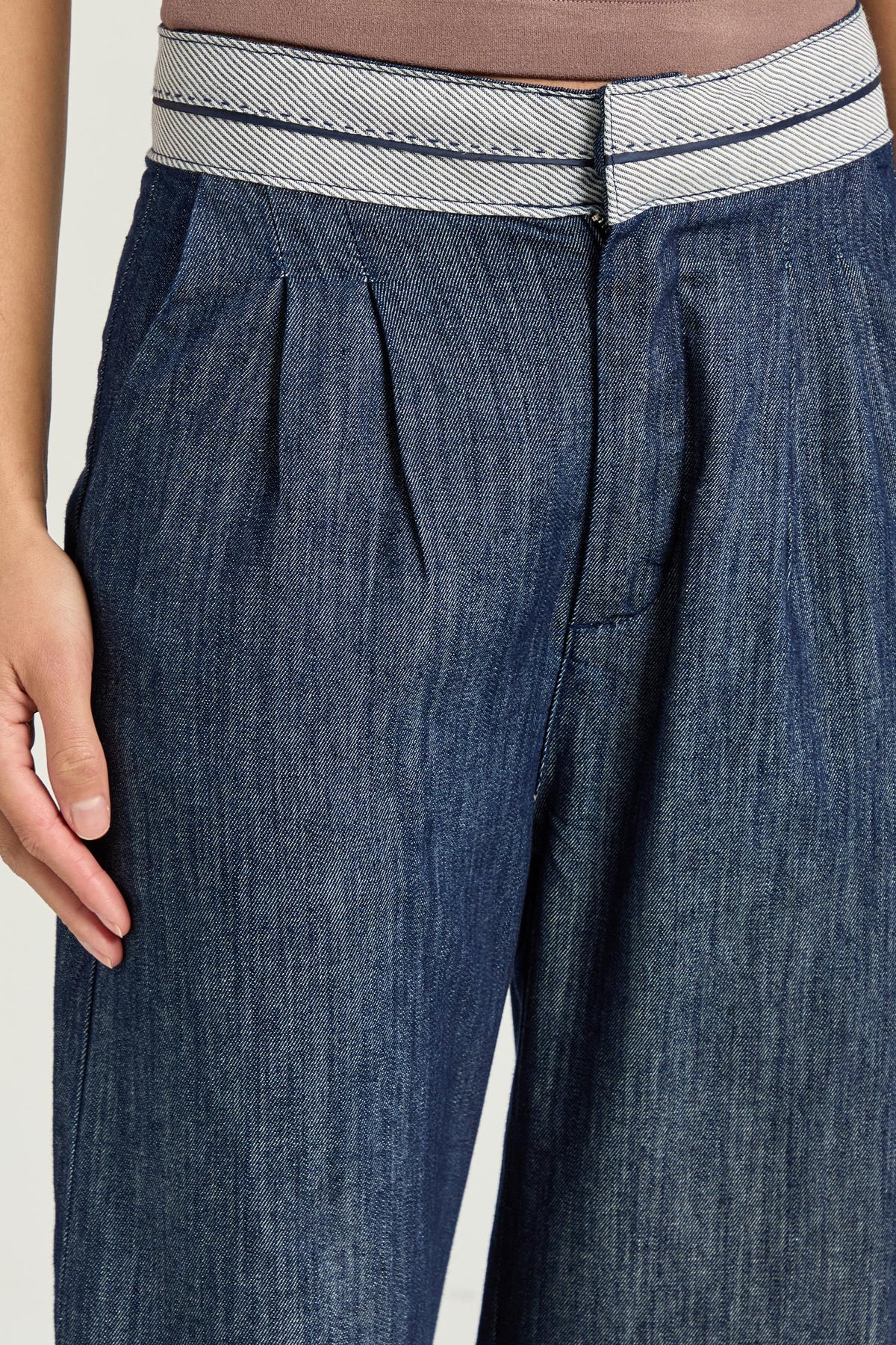 JEANS ESCURO