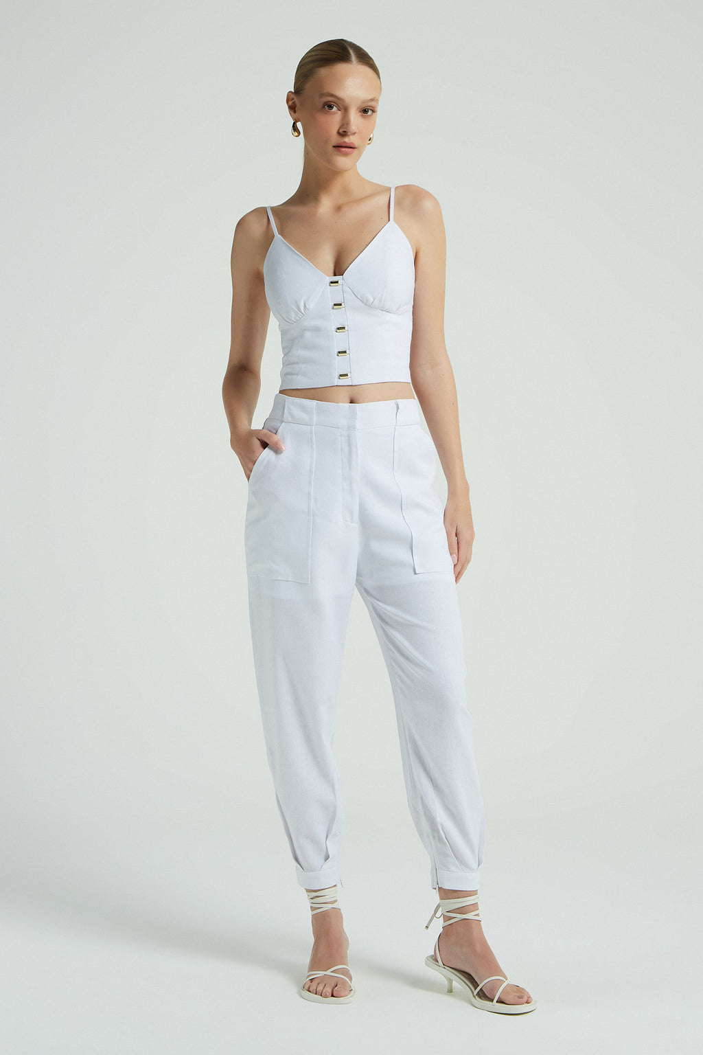 CROPPED LINHO DETALHE METAL - BRANCO